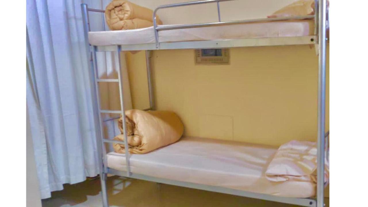 Welcom Tourist Hostel Dubai Bagian luar foto