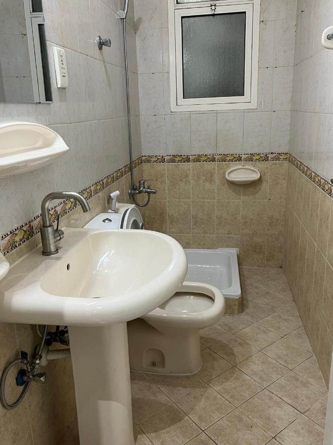 Welcom Tourist Hostel Dubai Bagian luar foto