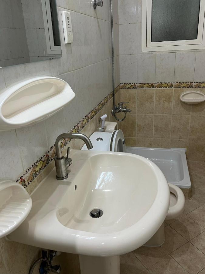 Welcom Tourist Hostel Dubai Bagian luar foto